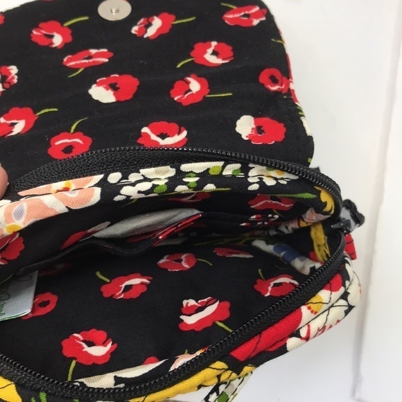 VERA BRADLEY Black Poppy Fields Little Hip Crossbody Bag - Picture 4 of 6